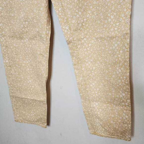 American Eagle Yellow Floral Jeans.  90s straight.  Women's size 14. - Picture 16 of 16
